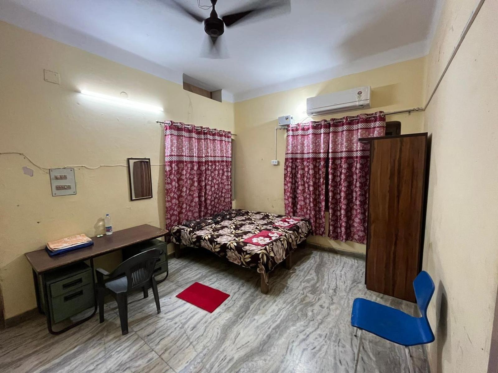 Vishwa Deva Homestay Varanasi Eksteriør billede